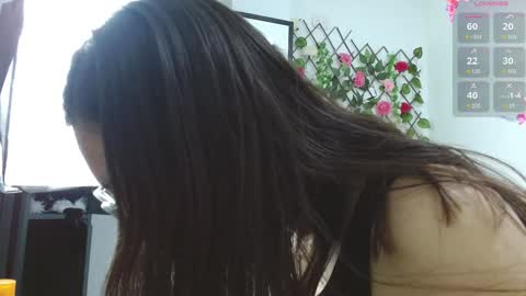 Snapshot of meli_taylorx chatting on 01/21/25, 12:36 Azul online show from 01/21/25, 12:36