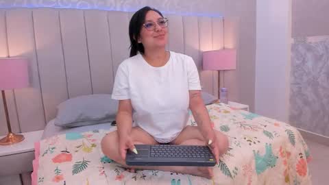 MELIE online show from 03/04/26, 11:27