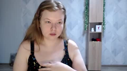 Melina online show from 12/21/25, 05:36