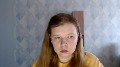 Snapshot of melina_beauty chatting on 04/25/26, 07:22 Melina online show from 04/25/26, 07:22
