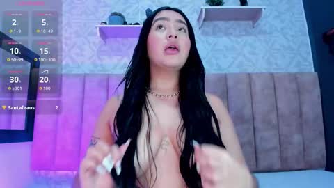 Snapshot of melinacruzz chatting on 10/09/25, 05:27 Mel online show from 10/09/25, 05:27