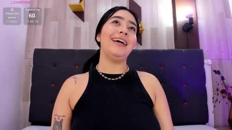 Snapshot of melinacruzz chatting on 01/16/26, 07:51 Mel online show from 01/16/26, 07:51