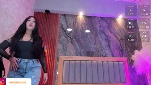 Snapshot of melinacruzz chatting on 02/18/26, 12:34 Mel online show from 02/18/26, 12:34