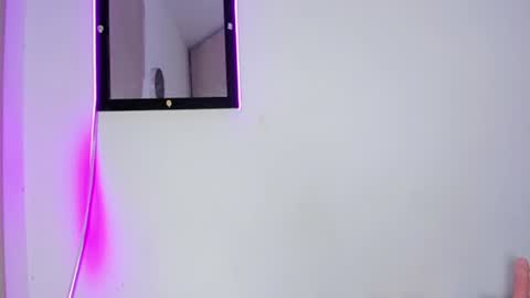 Snapshot of melinamartins chatting on 06/11/26, 03:15 M E L I N A online show from 06/11/26, 03:15
