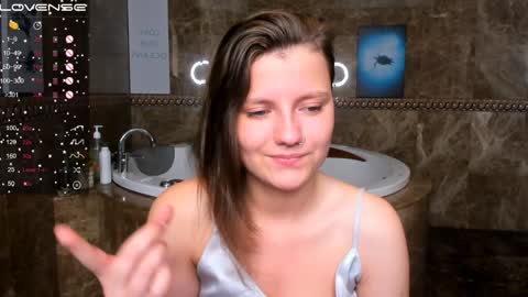 Melinda online show from 02/05/25, 05:09