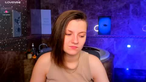 Snapshot of melindat chatting on 05/23/26, 01:11 Melinda online show from 05/23/26, 01:11