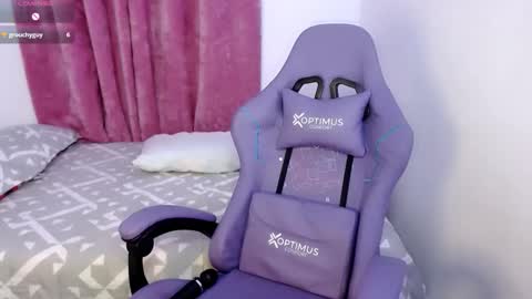 melinna706702 online show from 10/08/25, 12:08