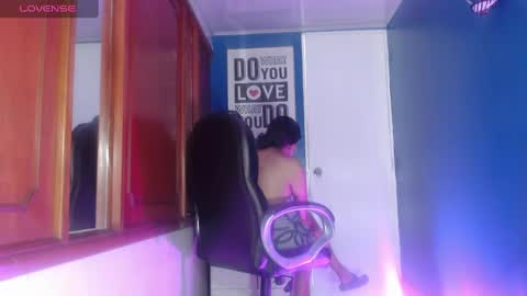 melisa23_ online show from 03/12/25, 05:28