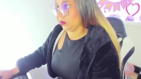 Snapshot of melisa_14 chatting on 05/13/26, 12:35 Melisa online show from 05/13/26, 12:35