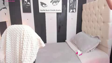 melisa_ss5 online show from 10/17/25, 01:57