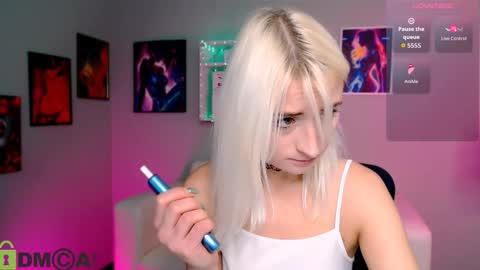 Melisa online show from 11/18/25, 08:24