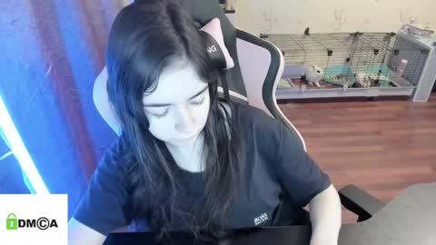 Snapshot of melisanilson chatting on 01/06/25, 01:53 melisanilson online show from 01/06/25, 01:53