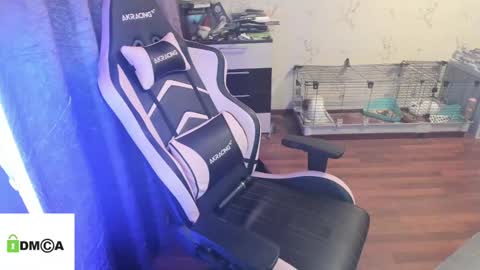 Snapshot of melisanilson chatting on 03/05/25, 11:27 melisanilson online show from 03/05/25, 11:27