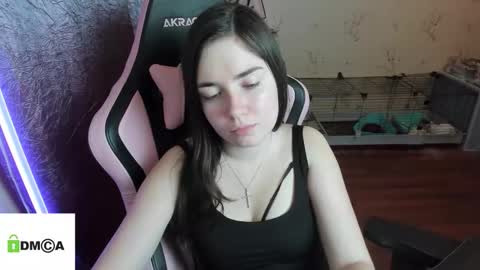 Snapshot of melisanilson chatting on 10/17/25, 09:28 melisanilson online show from 10/17/25, 09:28