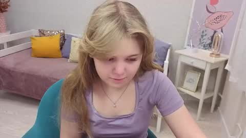 Sophia online show from 12/16/25, 05:34