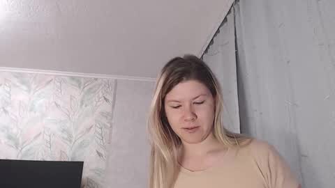 Melissa  Ray online show from 02/06/25, 02:33