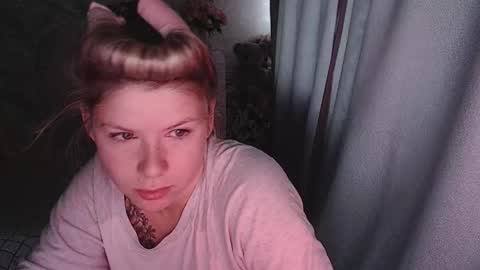 Melissa  Ray online show from 10/25/25, 02:30