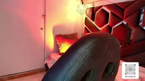 Lissa  online show from 04/19/26, 06:43