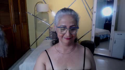 melissa_coleman_ online show from 02/15/26, 07:51