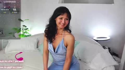 Hot Milf Melissa  ONLINE  Mon  Tue  Wed  Fr  Sun  - 9pm - 6amUTC3 online show from 12/06/24, 04:06