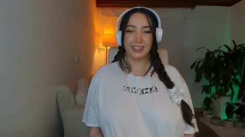 Melissa martiinez online show from 12/28/24, 04:08