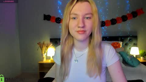 melissa_moooree online show from 10/22/25, 09:31
