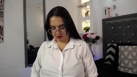 Snapshot of melissa_rhodes chatting on 12/19/25, 09:55 Melissa online show from 12/19/25, 09:55