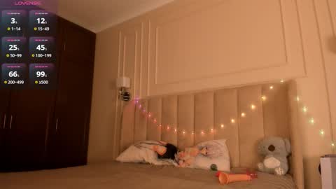 Lisaa online show from 11/03/25, 05:20