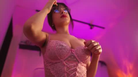 melissajones3 online show from 11/25/25, 12:21