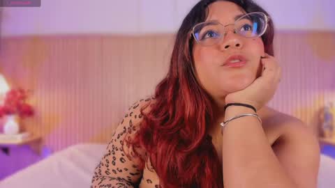 Snapshot of melissakarterrs chatting on 05/20/26, 12:00 M E L I S S A online show from 05/20/26, 12:00