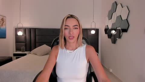 Call me Meli online show from 05/26/26, 09:27