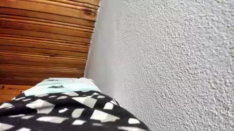 Ariana online show from 11/17/25, 12:11