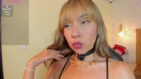 Snapshot of melissarouge chatting on 06/02/26, 08:00 online show from 06/02/26, 08:00