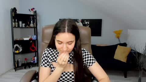 melissawiliam online show from 01/22/25, 06:20