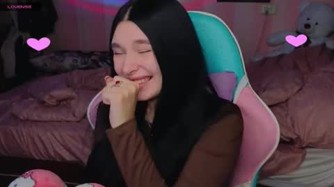 Freya  IM NONUDE online show from 09/30/25, 11:43