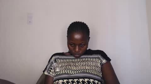 Snapshot of mellanin_pretty_ chatting on 12/07/24, 11:29 . online show from 12/07/24, 11:29