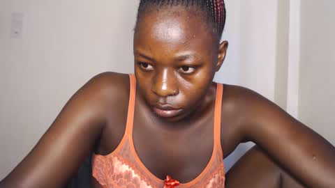 Snapshot of mellanin_pretty_ chatting on 12/23/24, 06:11 . online show from 12/23/24, 06:11