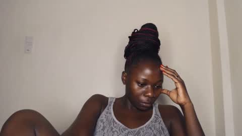 Snapshot of mellanin_pretty_ chatting on 12/24/24, 04:44 . online show from 12/24/24, 04:44