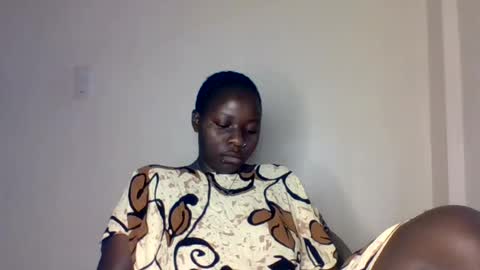 Snapshot of mellanin_pretty_ chatting on 08/09/26, 05:34 . online show from 08/09/26, 05:34