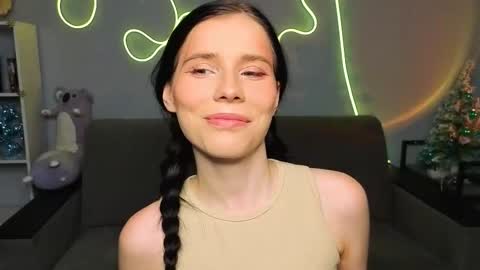 mellhyees online show from 01/17/26, 05:27