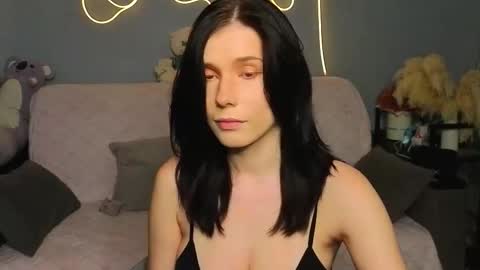 mellhyees online show from 02/01/26, 05:00