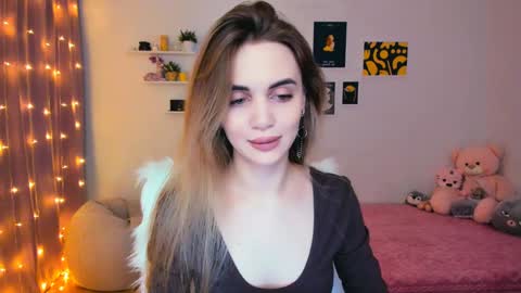 Tessa online show from 12/26/24, 09:26