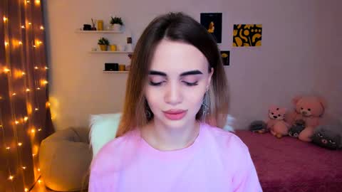 Tessa online show from 01/29/25, 08:14