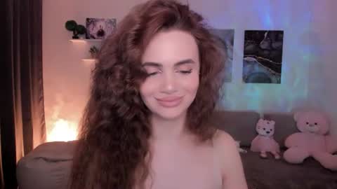 Snapshot of mellifluoustess chatting on 07/10/26, 04:50 Tessa online show from 07/10/26, 04:50