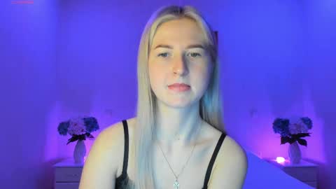 Mellina online show from 03/10/25, 10:02