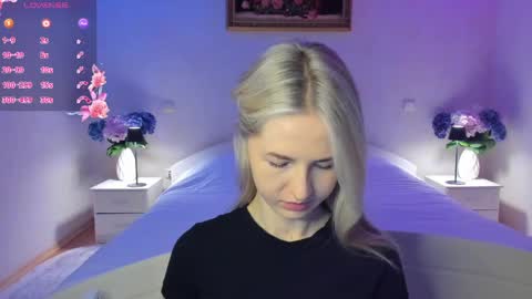 Mellina online show from 04/22/26, 08:32