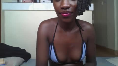 Snapshot of mellisagal chatting on 01/11/26, 04:56 mellisagal online show from 01/11/26, 04:56