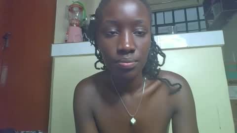 Snapshot of mellisagal chatting on 02/22/26, 02:48 mellisagal online show from 02/22/26, 02:48