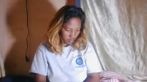 Snapshot of mellissia02 chatting on 05/19/26, 02:51 mellissa online show from 05/19/26, 02:51