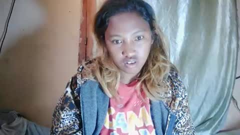 Snapshot of mellissia02 chatting on 06/20/26, 03:42 mellissa online show from 06/20/26, 03:42